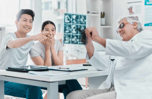 如何查询2025年泰国试管婴儿医院费用明细？